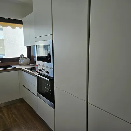 Vue Beau 2 Pieces Apartment *